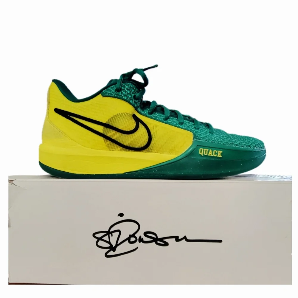 Nike Sabrina 1 Oregon Ducks Athletic Basketball Shoes